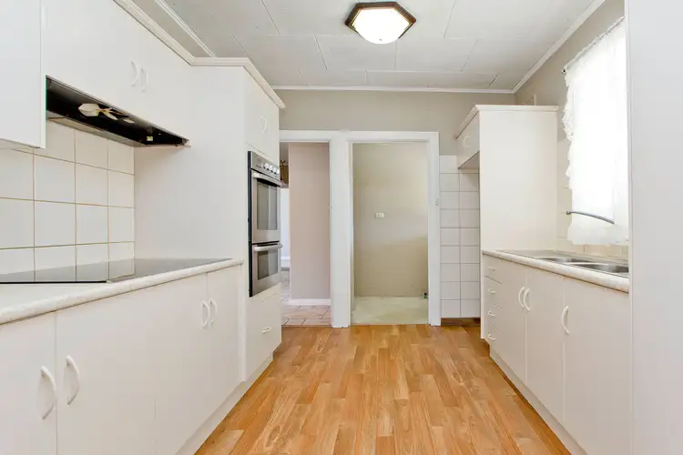 Second view of Homely house listing, 4 Washington Crescent, Findon SA 5023