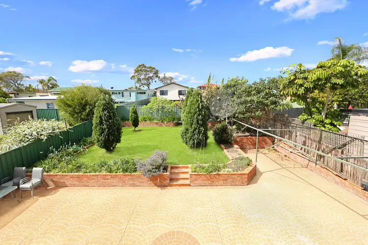 Third view of Homely house listing, 33 Laelana Avenue, Budgewoi NSW 2262