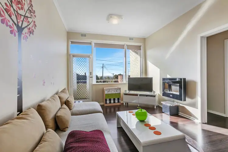 Main view of Homely apartment listing, 8/2A Hawker Avenue, Preston VIC 3072