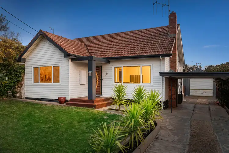 Main view of Homely house listing, 8 Graham Street, Kangaroo Flat VIC 3555