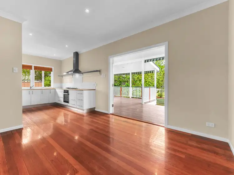20 Orwell Street, Camp Hill QLD 4152