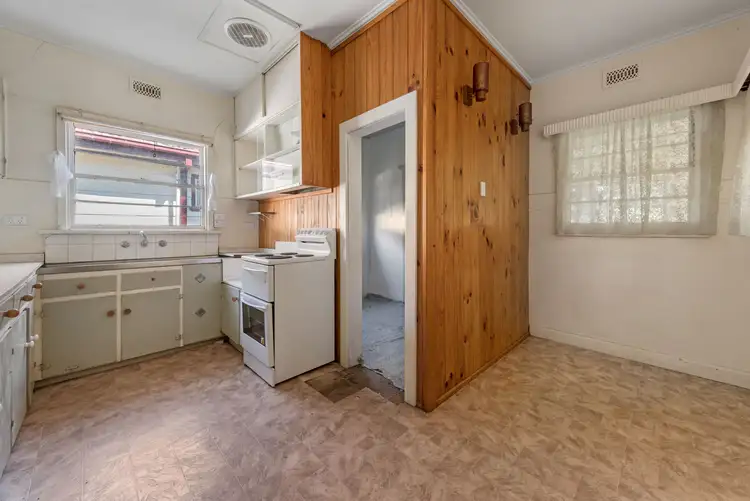 Sixth view of Homely house listing, 15 Ernest Street, Sunshine VIC 3020