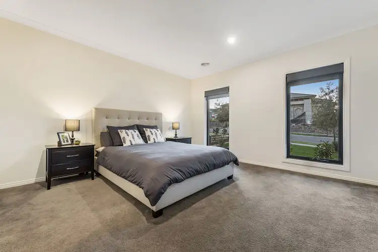 Third view of Homely house listing, 6 Dickens Street, Craigieburn VIC 3064