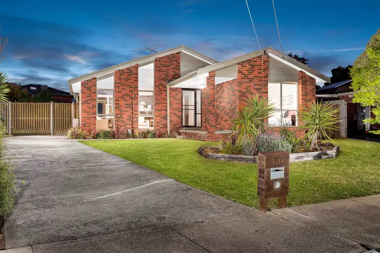 10 Penrith Crescent, Bundoora VIC 3083
