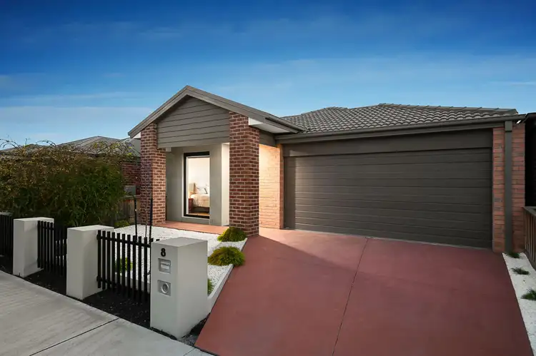 Second view of Homely house listing, 8 Armidale Drive, Pakenham VIC 3810