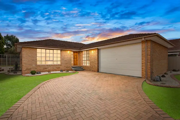 11 Ross Court, Mill Park VIC 3082