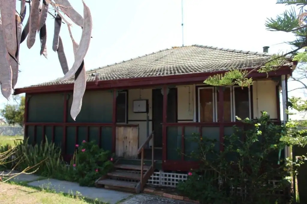 Main view of Homely house listing, 4 Armstrong Street, Dongara WA 6525