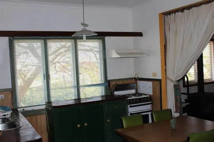 Sixth view of Homely house listing, 4 Armstrong Street, Dongara WA 6525