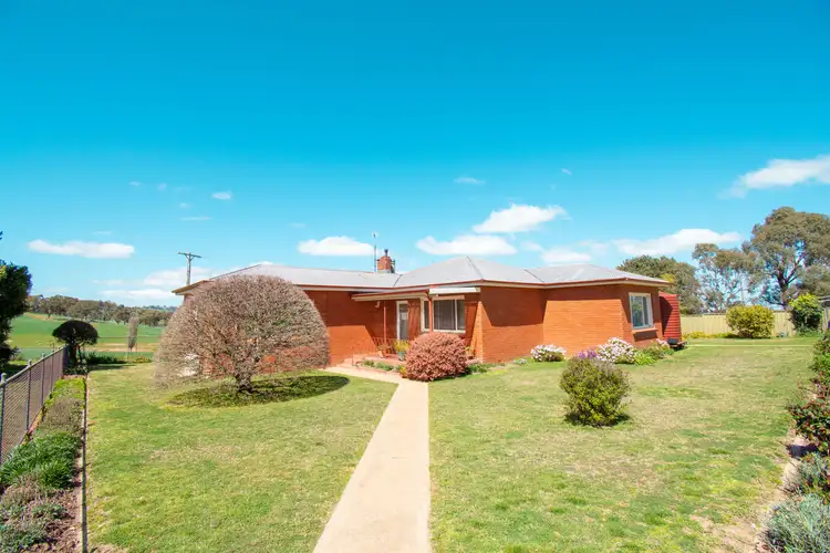 147 Hagars Lane, Forest Reefs NSW 2798