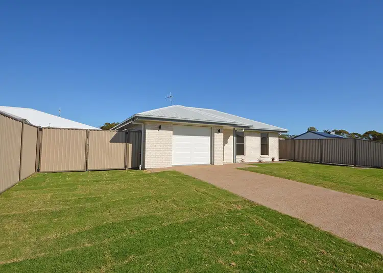 2/8 Cheellii Court, Burrum Heads QLD 4659