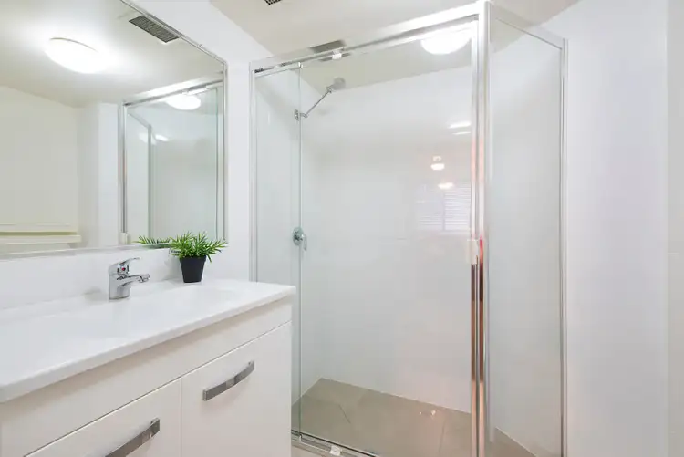 Sixth view of Homely unit listing, 2/13-15 Douglas Street, Mooloolaba QLD 4557