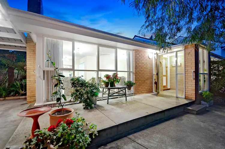 16 Murawa Street, Frankston VIC 3199