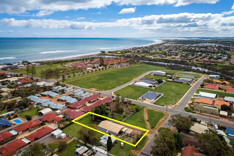 43A & B Charles Street, Bluff Point WA 6530