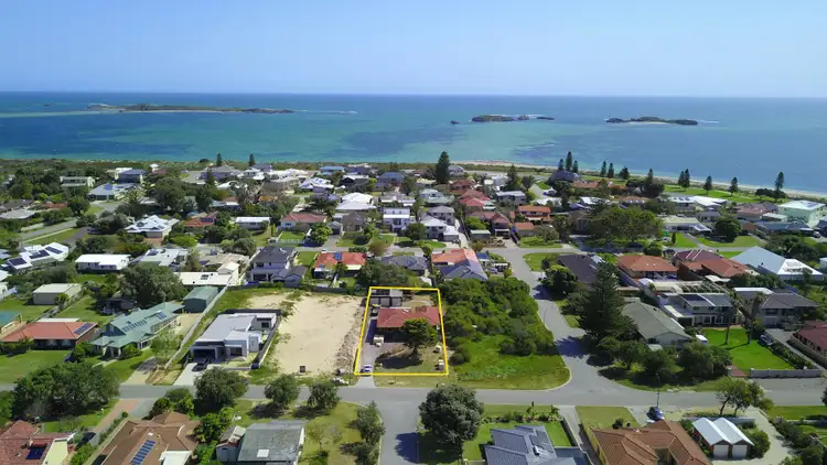55 Fifth Avenue, Shoalwater WA 6169