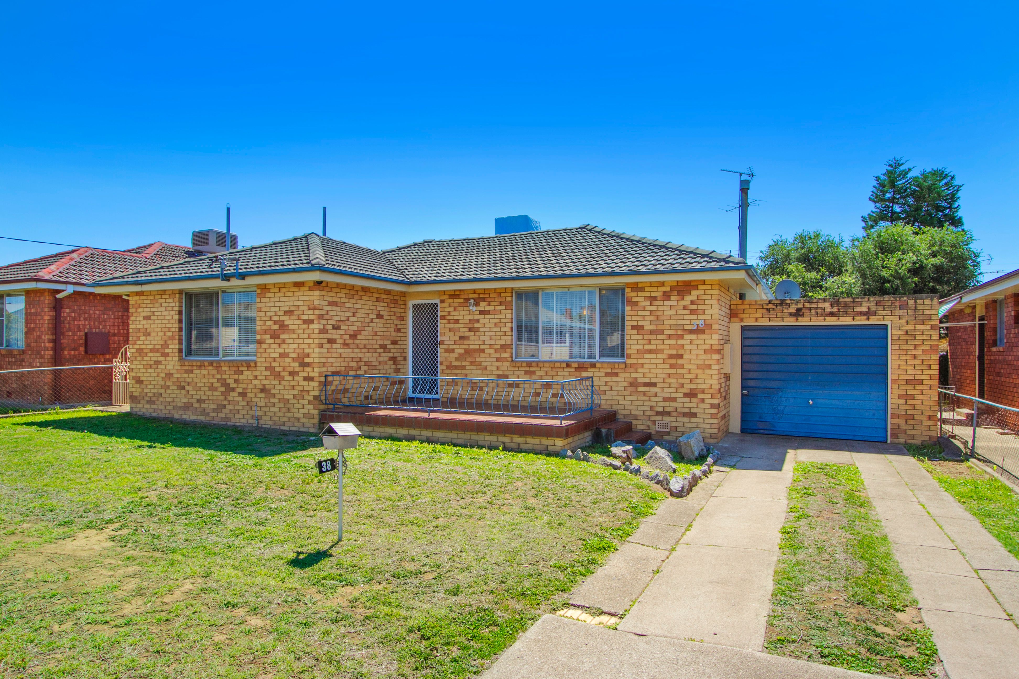 Main view of Homely house listing, 38 Margaret Street, Tamworth NSW 2340