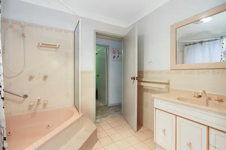 Fourth view of Homely house listing, 2 Heron Road, Tamworth NSW 2340