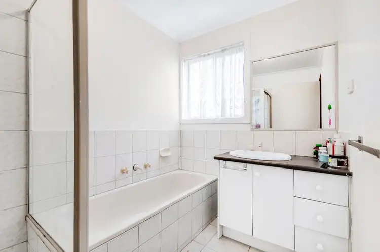 Fifth view of Homely house listing, 14 James McFarlane Wynd, Skye VIC 3977