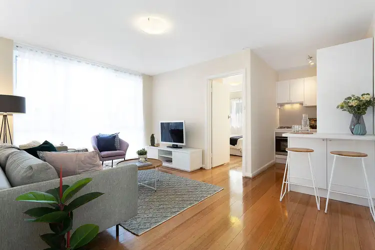 Main view of Homely apartment listing, 2/1 Fiona Court, St Kilda VIC 3182