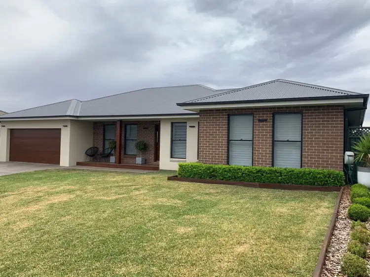 7 Venetian Court, Dubbo NSW 2830