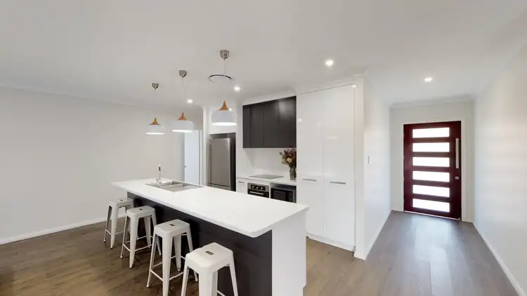 Second view of Homely house listing, 7 Venetian Court, Dubbo NSW 2830