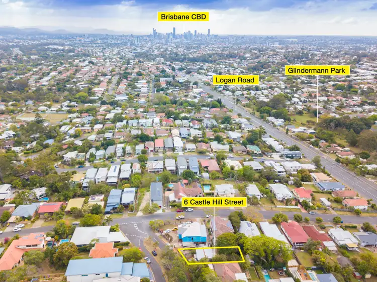 6 Castle Hill Street, Holland Park West QLD 4121