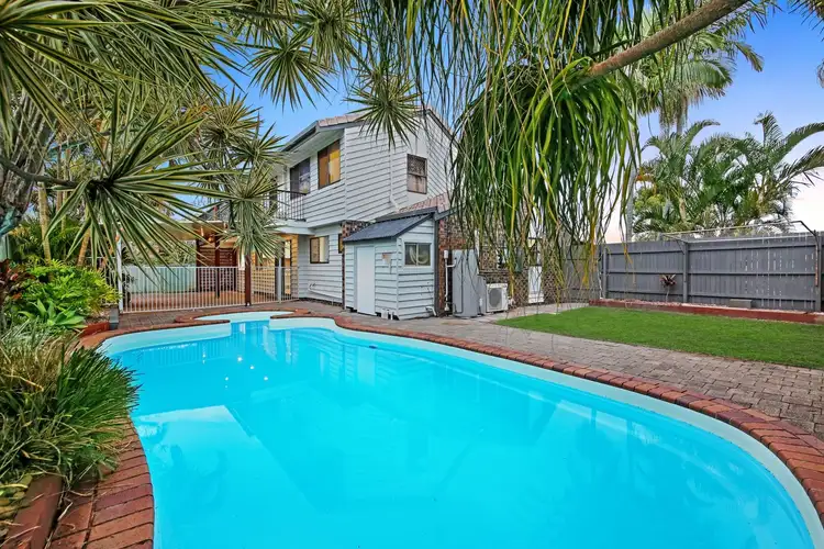 Second view of Homely house listing, 2 Langford Court, Mermaid Waters QLD 4218