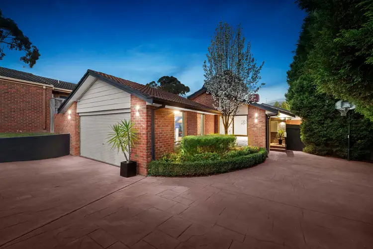6 Rupicola Court, Rowville VIC 3178