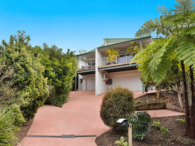 1/8 Willaroo Way, Maleny QLD 4552