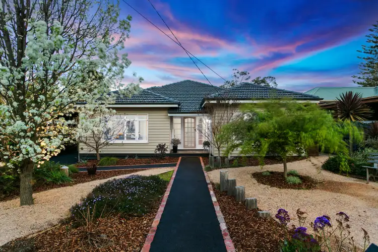 10 Mitta Street, Box Hill North VIC 3129