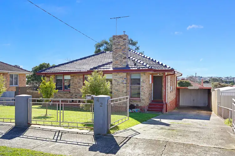 42 Gisborne Crescent, Reservoir VIC 3073