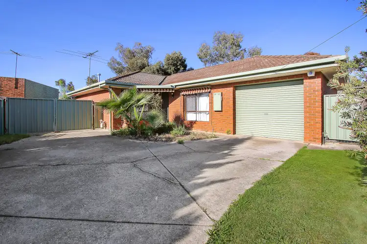 Second view of Homely unit listing, 2/6 Topaz Court, West Wodonga VIC 3690