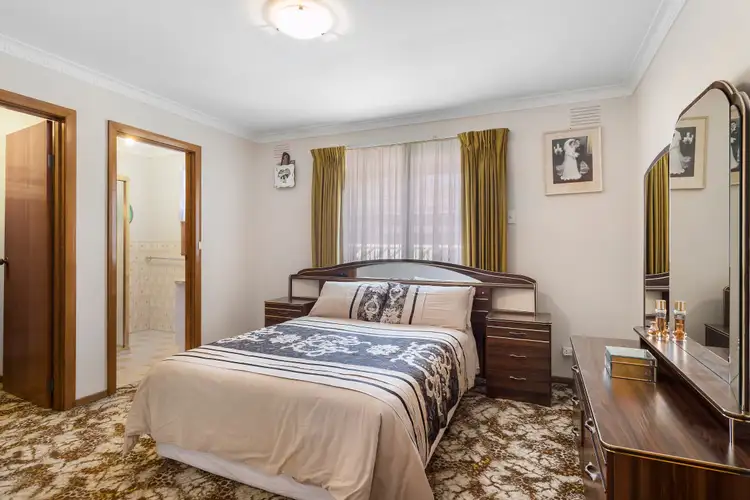 Fifth view of Homely house listing, 10 Chestnut Place, Chadstone VIC 3148