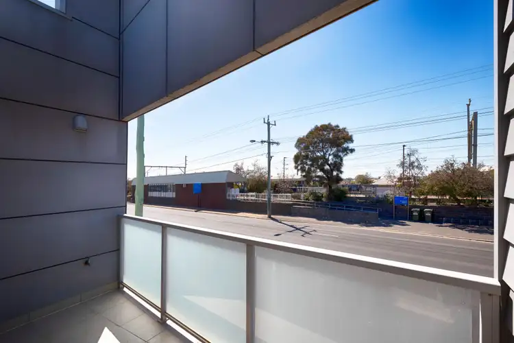 Fifth view of Homely apartment listing, 10/533 Nepean Highway, Bonbeach VIC 3196