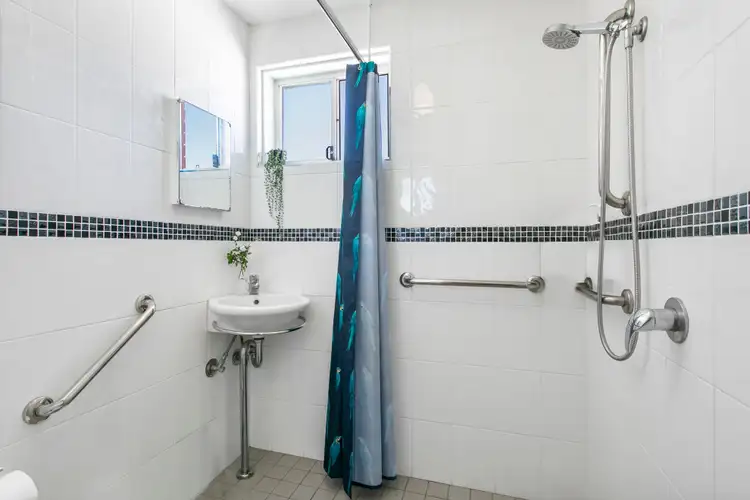 Fourth view of Homely apartment listing, 6/32 Wyuna Avenue, Freshwater NSW 2096