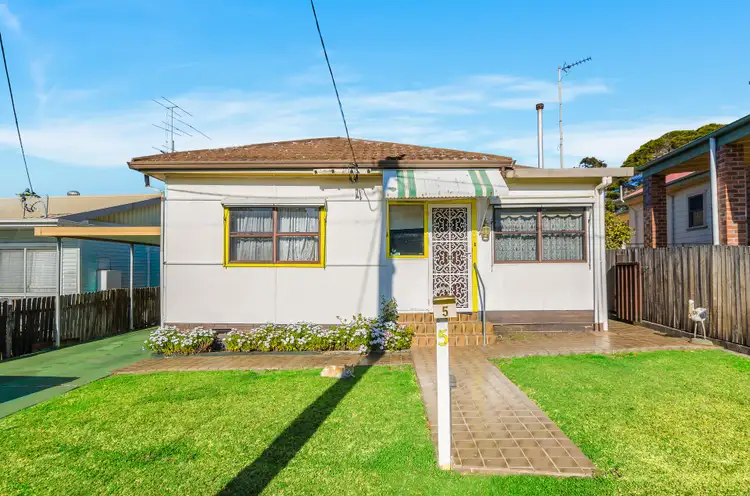 Main view of Homely house listing, 5 Hollebon Road, Bellambi NSW 2518