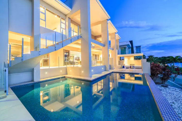 75 Sir Bruce Small Boulevard, Benowa Waters QLD 4217