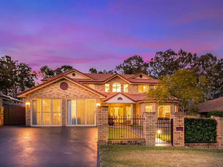 34 Eucalypt Place, Heritage Park QLD 4118