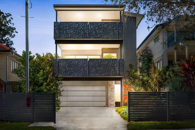 94 Ellington Street, Tarragindi QLD 4121