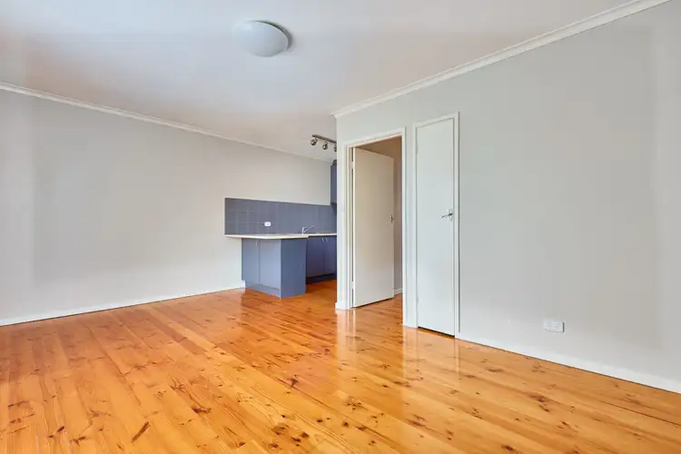 6/2 Woods Avenue, Mordialloc VIC 3195