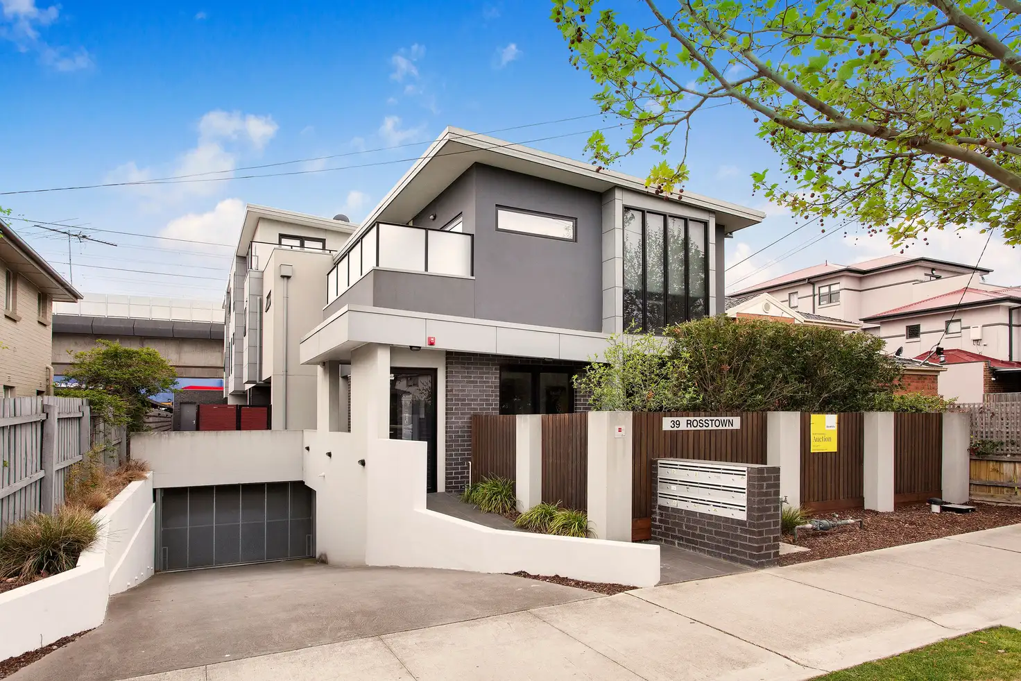 Main view of Homely apartment listing, 1/39 Rosstown Road, Carnegie VIC 3163