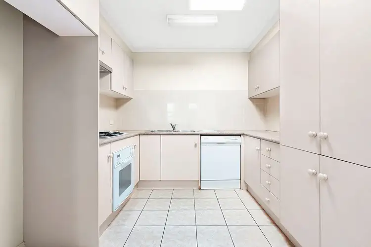 Fifth view of Homely unit listing, 4/11 Hoffman Street, Cheltenham VIC 3192