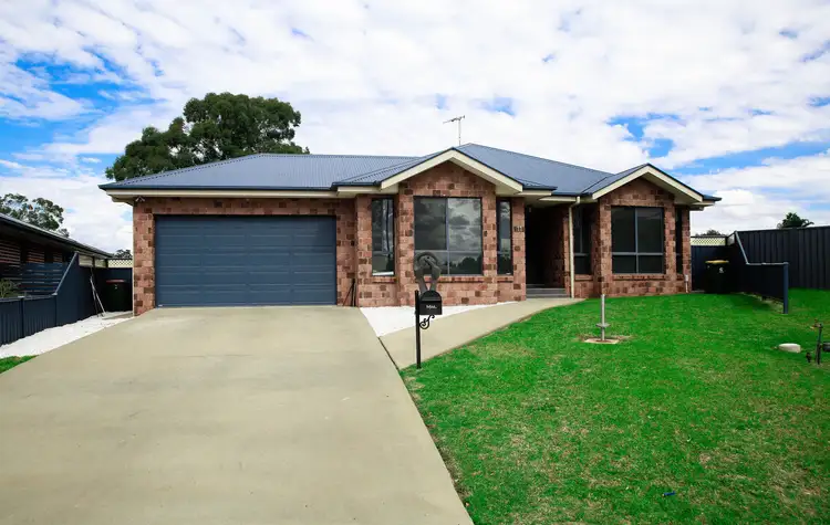 Main view of Homely house listing, 11 Mossgiel Close, Parkes NSW 2870