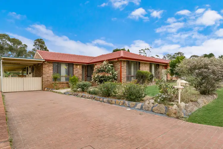 24 Glenshee Place, St Andrews NSW 2566