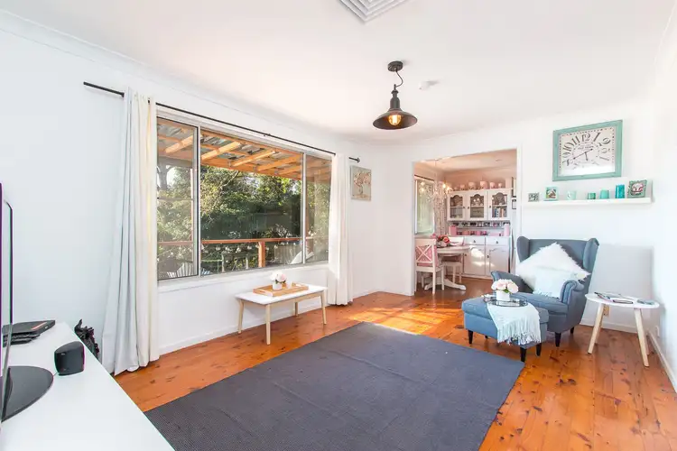 Fourth view of Homely house listing, 5 Cartella Place, Macquarie Hills NSW 2285