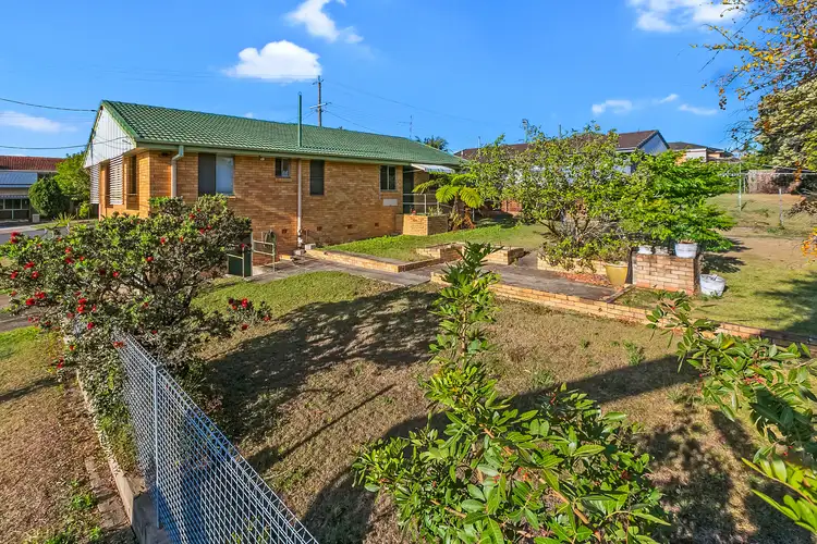 Sixth view of Homely house listing, 35 Aminya Street, Mansfield QLD 4122