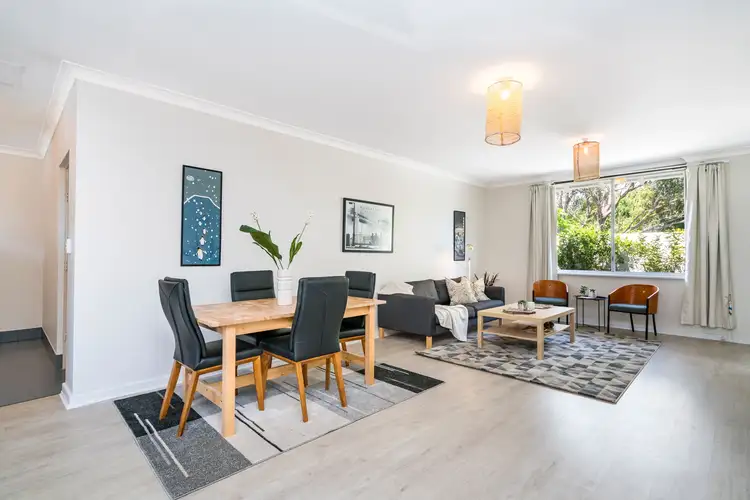9/4 Taylor Road, Nedlands WA 6009