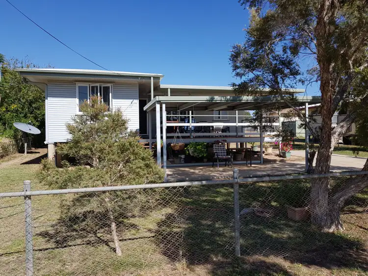 10 Churchill Street, Hughenden QLD 4821