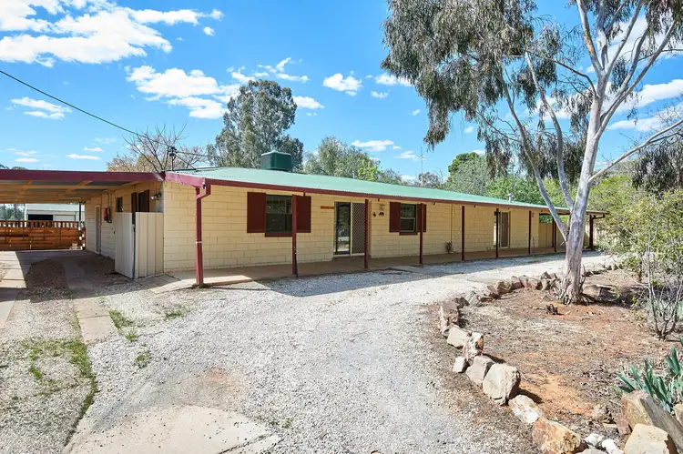 12 Showground Road, Ganmain NSW 2702