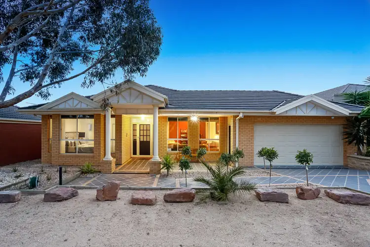 26 Greensted Grove, Roxburgh Park VIC 3064
