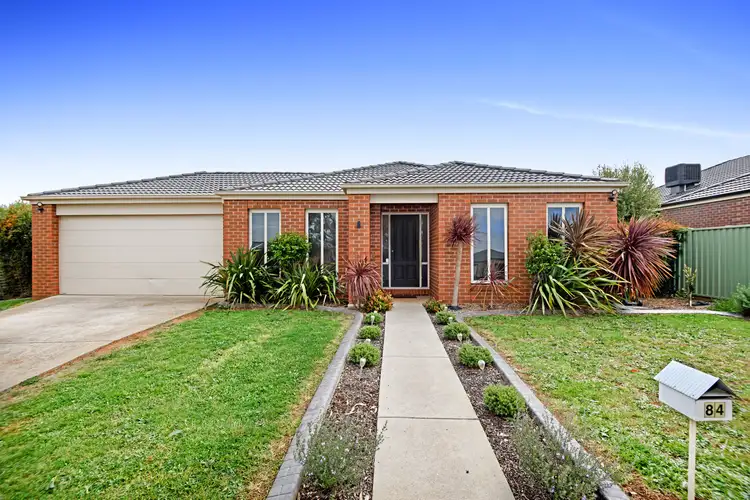 84 Waterford Drive, Miners Rest VIC 3352